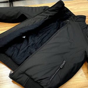 کاپشن پافر مشکی مردانه – مقاوم، گرم و جذاب